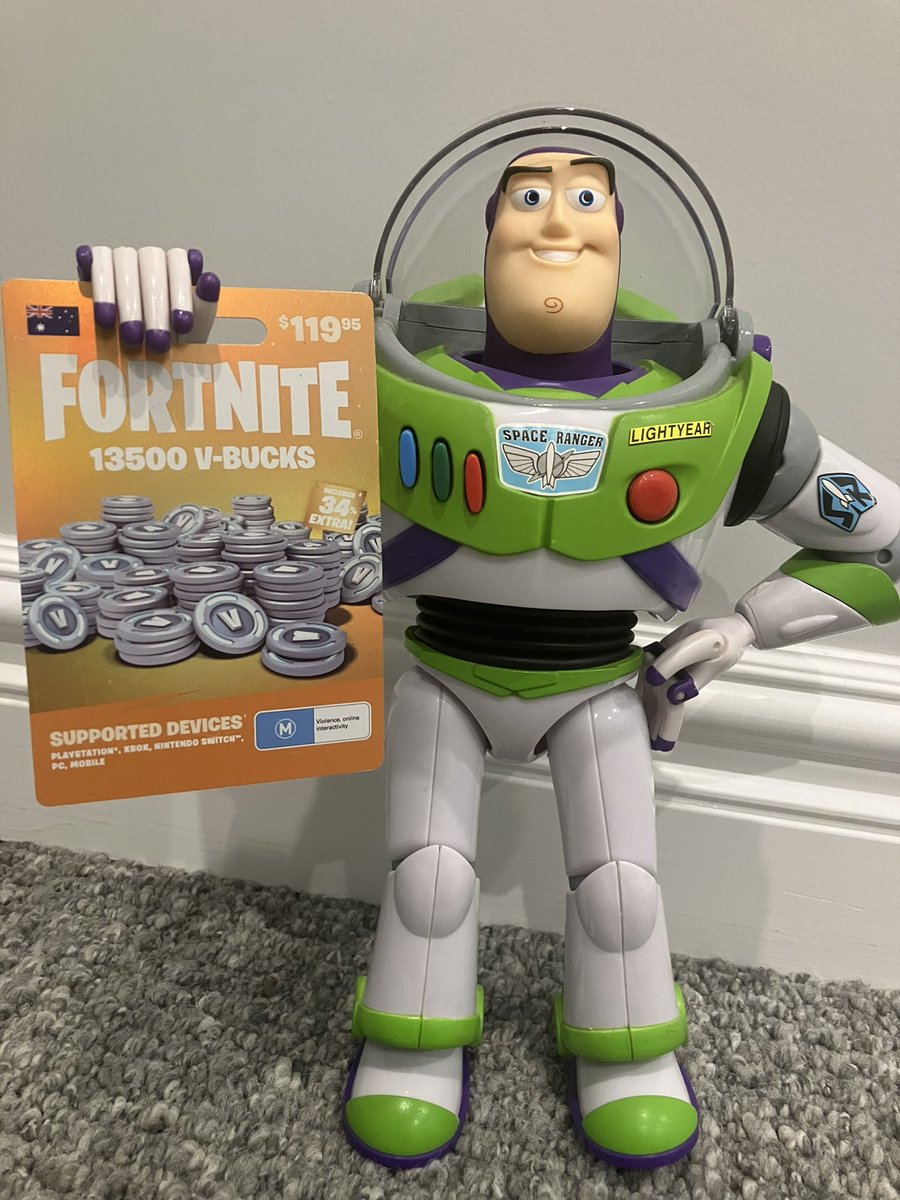 Riley Studios birthday tomorrow tweet media