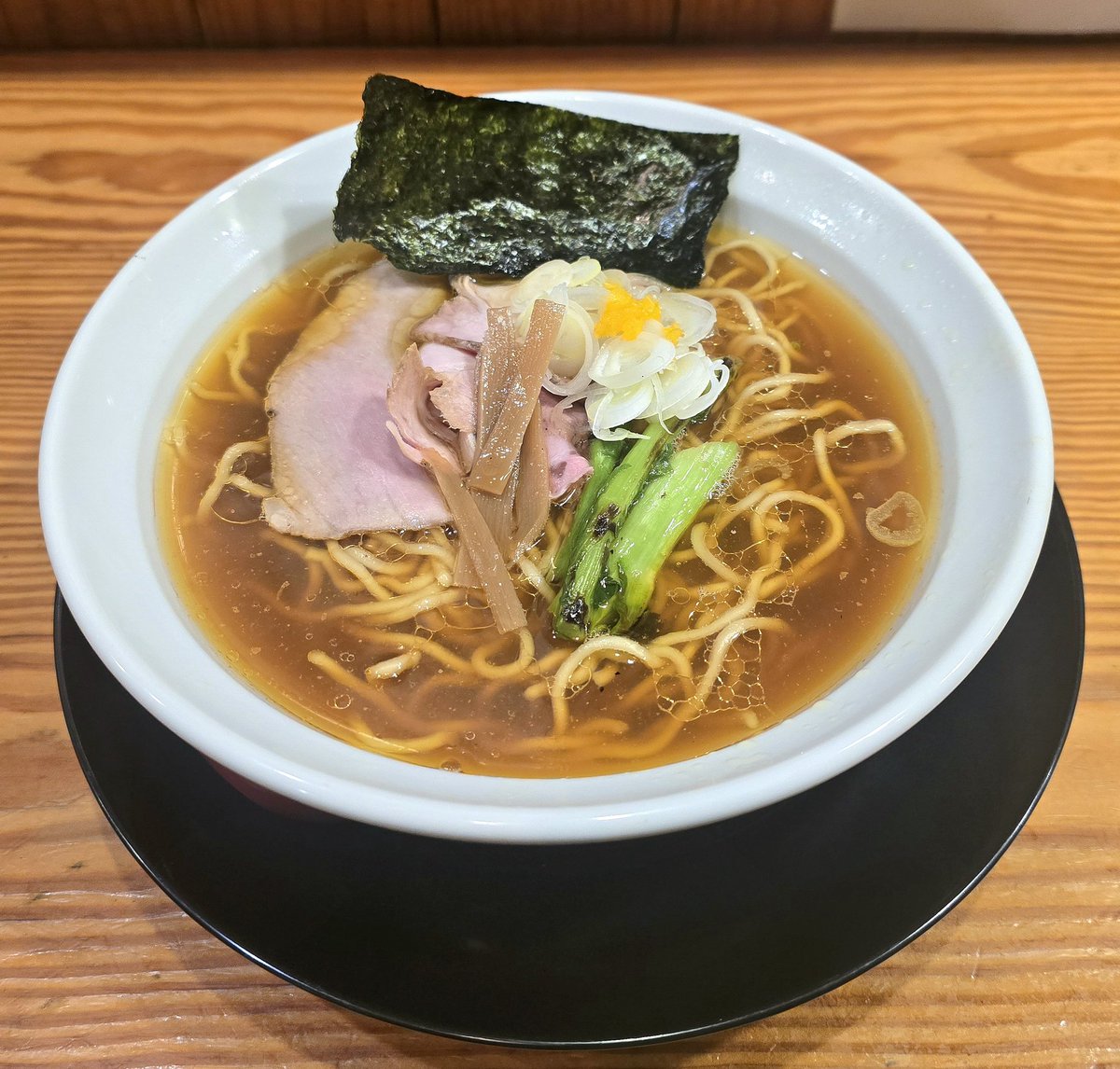 やちお tweet media