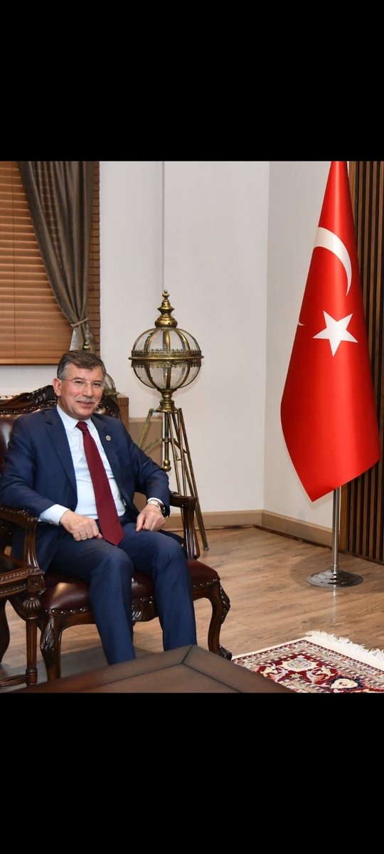 Hizmet yolunda attığınız her adımda memleket sevdası, söylediğiniz her sözde halkın gür sesi var. Siz sadece bir vekil değil, bu topraklara gönül vermiş her bir ferdin umudu, azmi ve kararlılığısınız.gönüllerimizde sarsılmaz bir taht kurdunuz. Vekilim <a href="/malicevheri/">𝐃𝐫. 𝐌𝐞𝐡𝐦𝐞𝐭 𝐀𝐥𝐢 𝐂𝐞𝐯𝐡𝐞𝐫𝐢</a> 👏