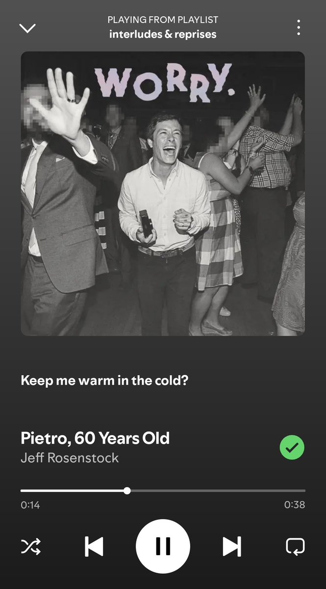 gothimiru ★ tweet media