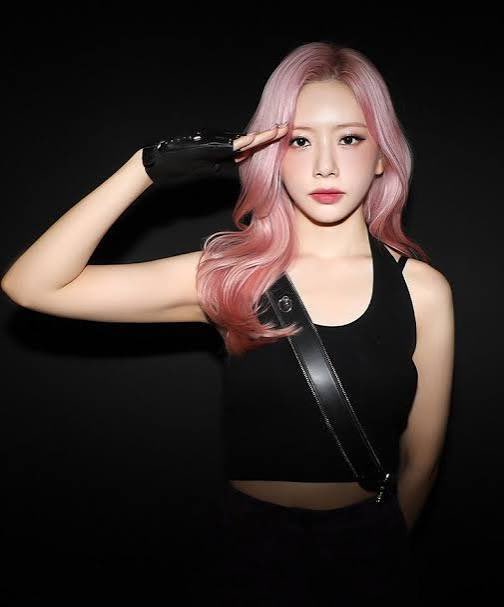 Mimi 💜 tweet media