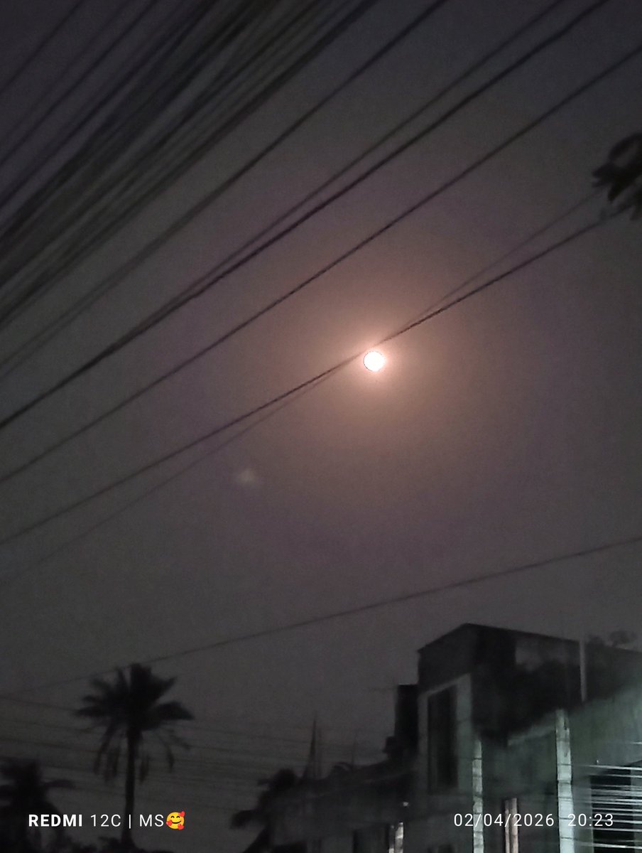 I enjoy moon every night.
Whats about you??