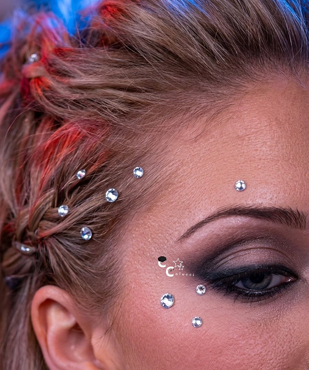 𝒞𝒶𝓂ℯ𝓇ℴ𝓃 𝒞ℴ𝓁𝓊𝒸𝒸𝒾☆ tweet media