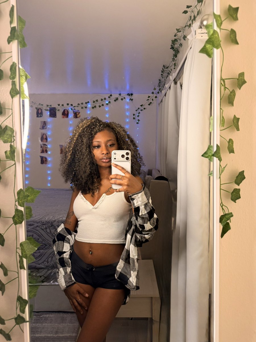 Tabrat 💞 tweet media