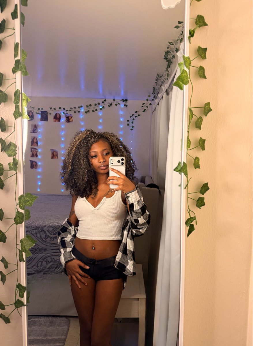 Tabrat 💞 tweet media