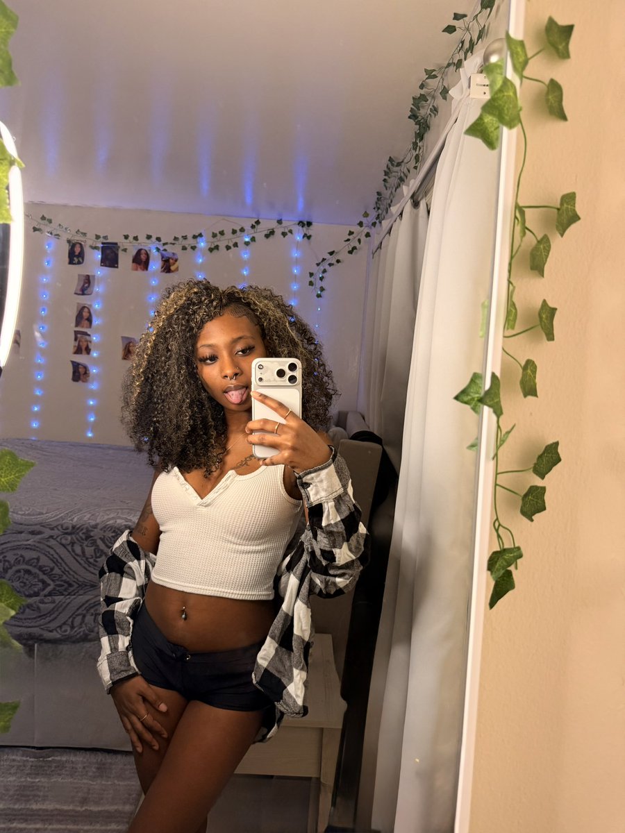 Tabrat 💞 tweet media