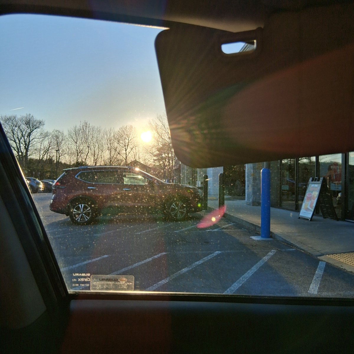 franmoff's tweet photo. Hey @subaru_usa if you're not going to make a visor that covers the length of the window, why bother making one at all? There must be an ulterior motive, because this is just way too obviously stupid. https://t.co/2nb4SRdwlP