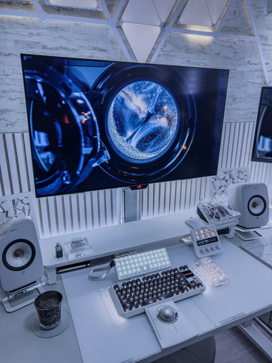 𝟡𝕃 tweet media