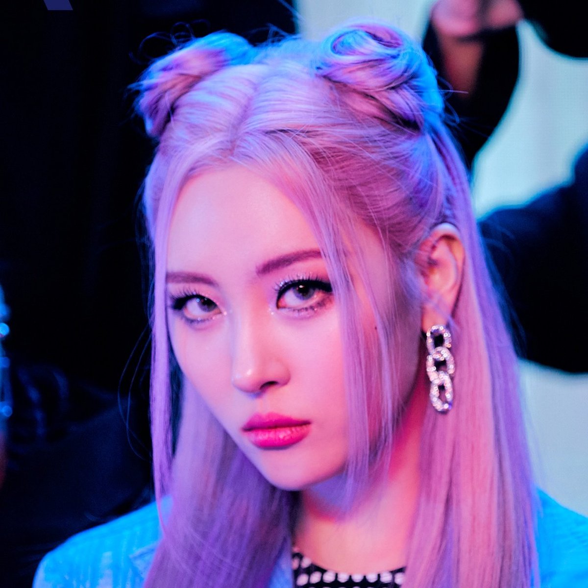 Hourly Sunmi tweet media