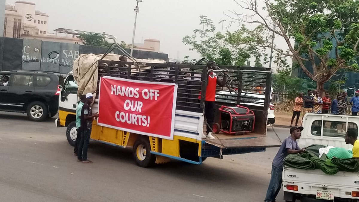 MrsNoor__'s tweet image. Arise and shine ✨️ Nigeria 🇳🇬 
From the streets to the National Secretariat, we are not waiting , we are taking our place.
The ADC is fueled by vibrant youths @BalarabeRufai_ and bold women @AishaYesufu ready to transform Nigeria. 🇳🇬✨

#NoTimeToWaste
#ADCMovement
#YouthPower