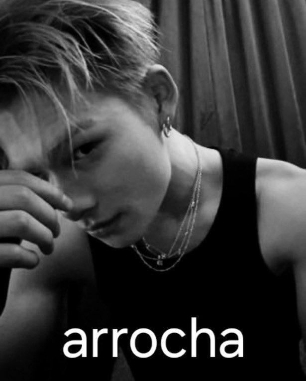 redheewon's tweet image. jungwon bota um piercing na boca e eu falo se esperava #manifestando