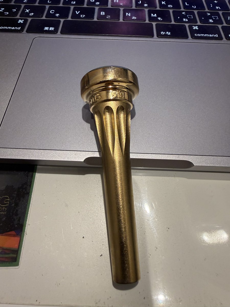 kenmorgan1979's tweet image. Lotus 9M 買ってみた
ちょっと今より深いからHiDキツイけど時間掛けて慣れたら良いかもなー

#trumpet #lotus #mouthpiece
