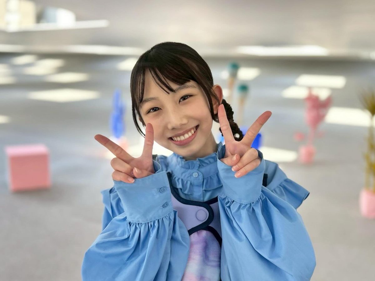 saki_ohno's tweet photo. 天才てれびくんgrowエンディングテーマ曲
『リンガ・フランカ』のMVとメイキングが公開されています♡

沢山見て聞いてね♪

［MV］https://t.co/J3kQVG7NGI

［メイキング］https://t.co/yQRPSLO7OJ https://t.co/LEbEvX3cLM