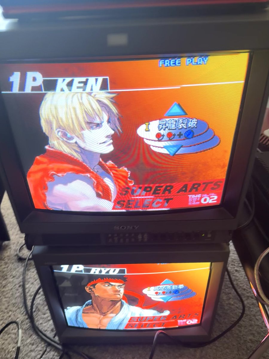 Gillaxian tweet media