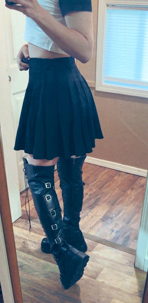 𝓛𝓮𝔁𝔁𝓾𝓼 𝓐𝓵𝓵𝓸𝓻𝓮 tweet media