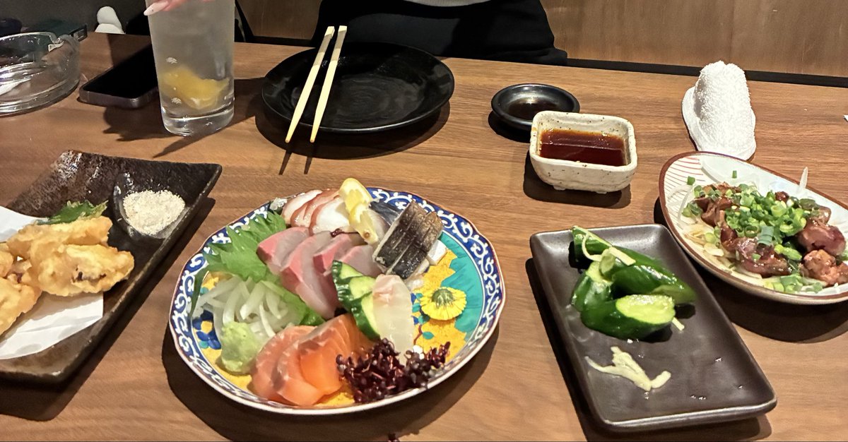 NATURAL69005's tweet photo. 4/10   『さあやちゃん』
4/11    『れいらちゃん』

多数の事前予約ありがとうございます‼️

久しぶりに焼鳥食べに行ったんですが
このお店美味しかった✨
（焼鳥映ってないですが💦）

まだまだ女の子を募集してます😤
体験入店、お給料フルバック🤩
お気軽にお問合せください🌸

#広島
#焼鳥 https://t.co/6sL1nr98h7
