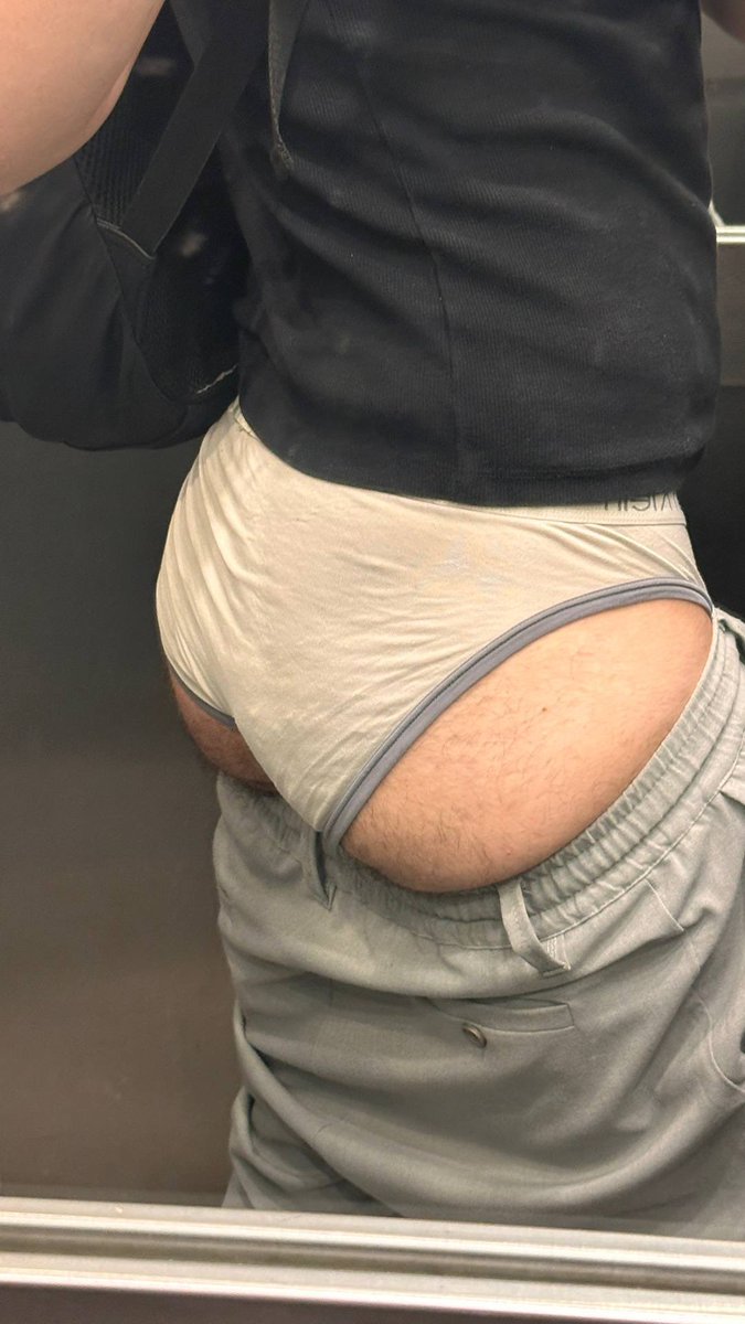 León 🔞 tweet media