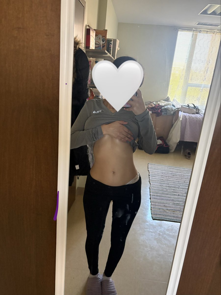 menamisu's tweet photo. If you ever feel insecure just remember where you came from and that this is only the beginning to a brand new you!!!!

𝟕𝟏.𝟖𝐤𝐠 --> 𝟒𝟖𝐤𝐠 https://t.co/lmzRozBkOi