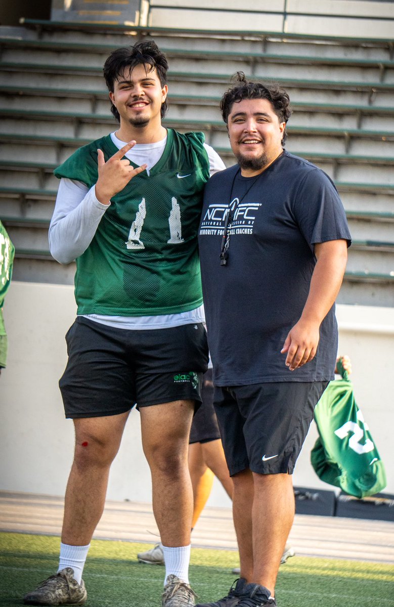 Coach Arnie Robles tweet media