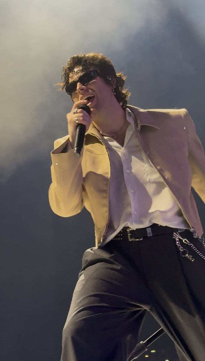 math ⊬ tweet media