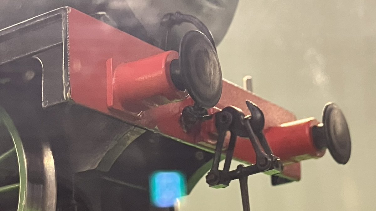 オリヴァリン酸🅾🅻🅸🆅🅴-®️テイフジョウ tweet media