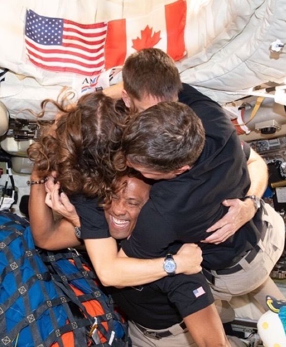 Jasmine 🌌🔭 tweet media