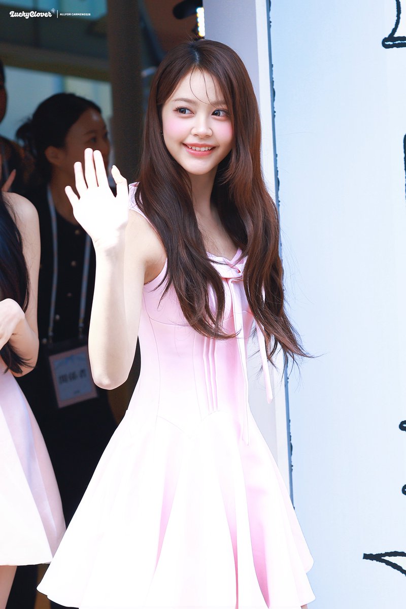 Lucky clover tweet media