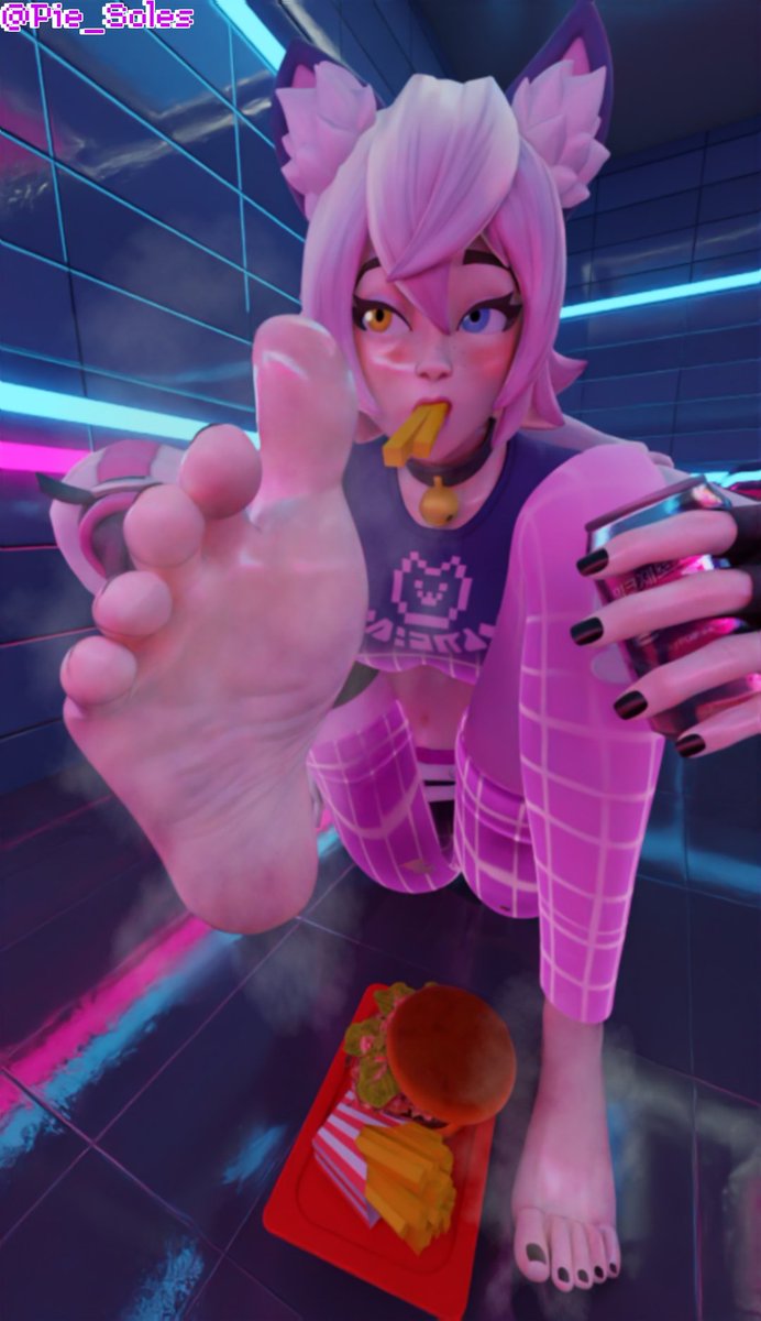 Girl Licks Feet tweet media