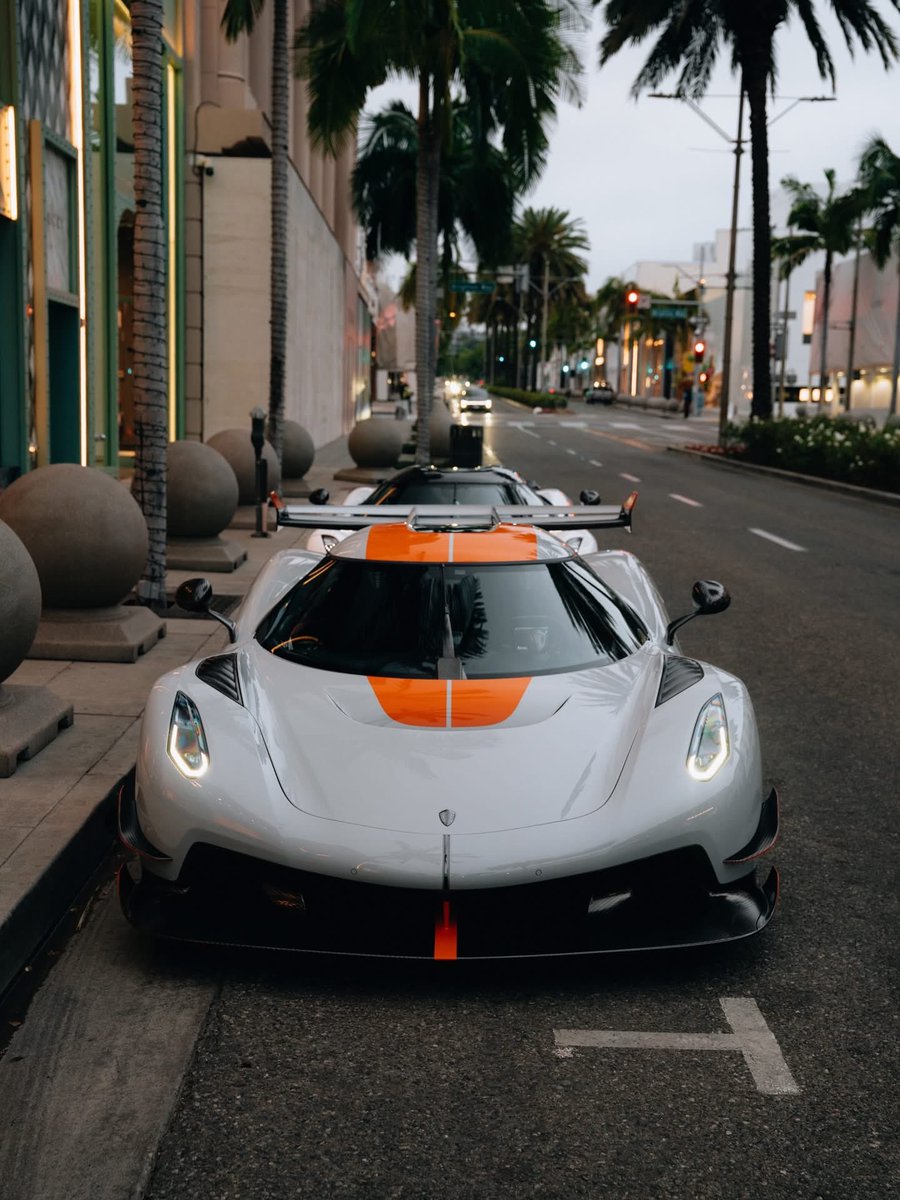 Full Throttle95 tweet media