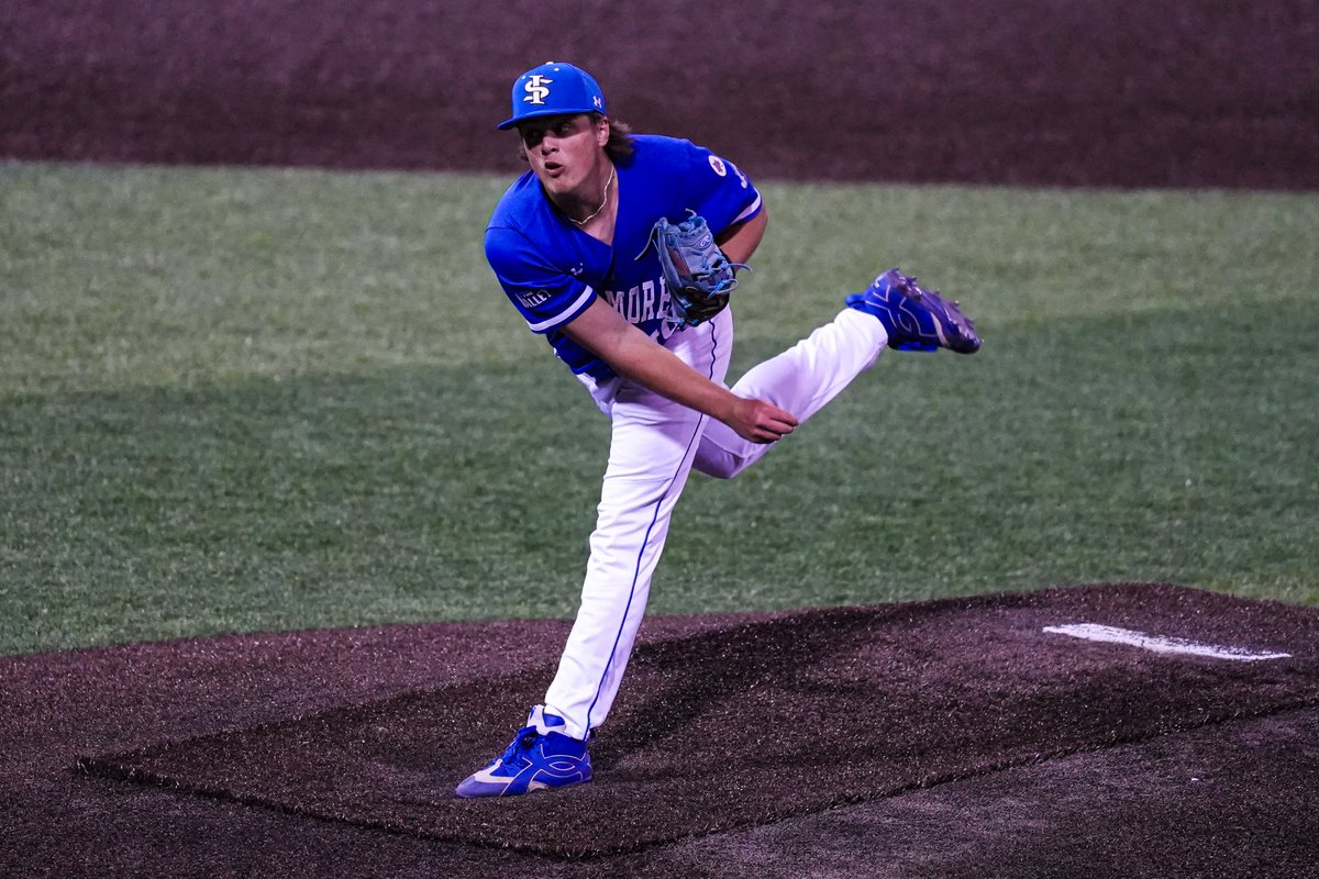 IndStBaseball's tweet photo. SIUE rallies past Sycamores in midweek nonconference action

https://t.co/N4glyZSAB6

#MarchOn https://t.co/mnNxCc30RB
