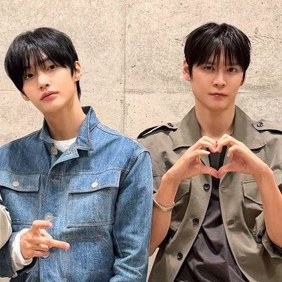 v ᯓ★ inactive tweet media