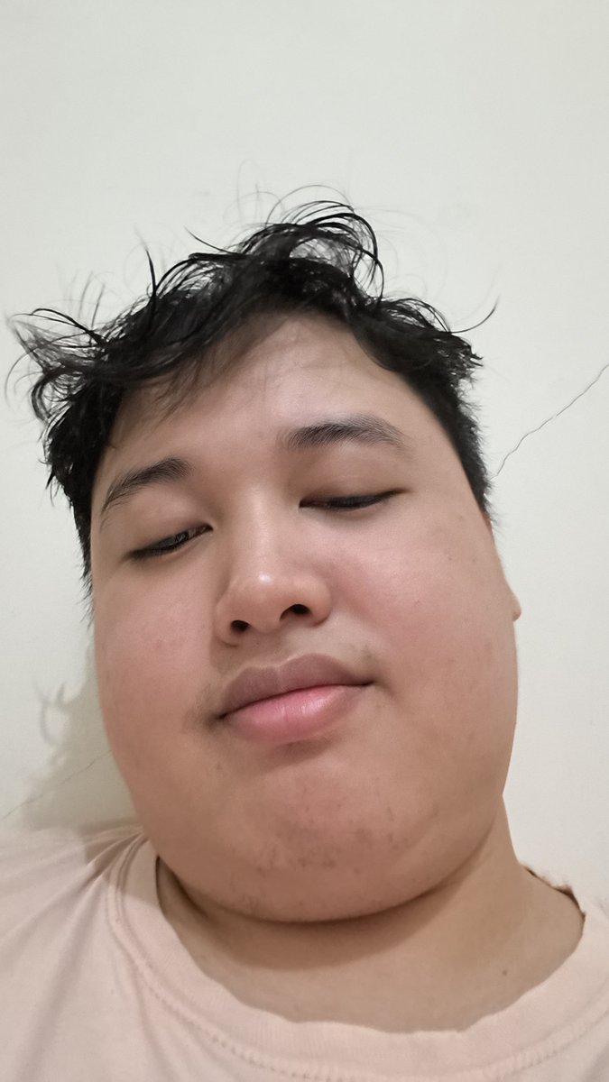 bbbbeyhive tweet media