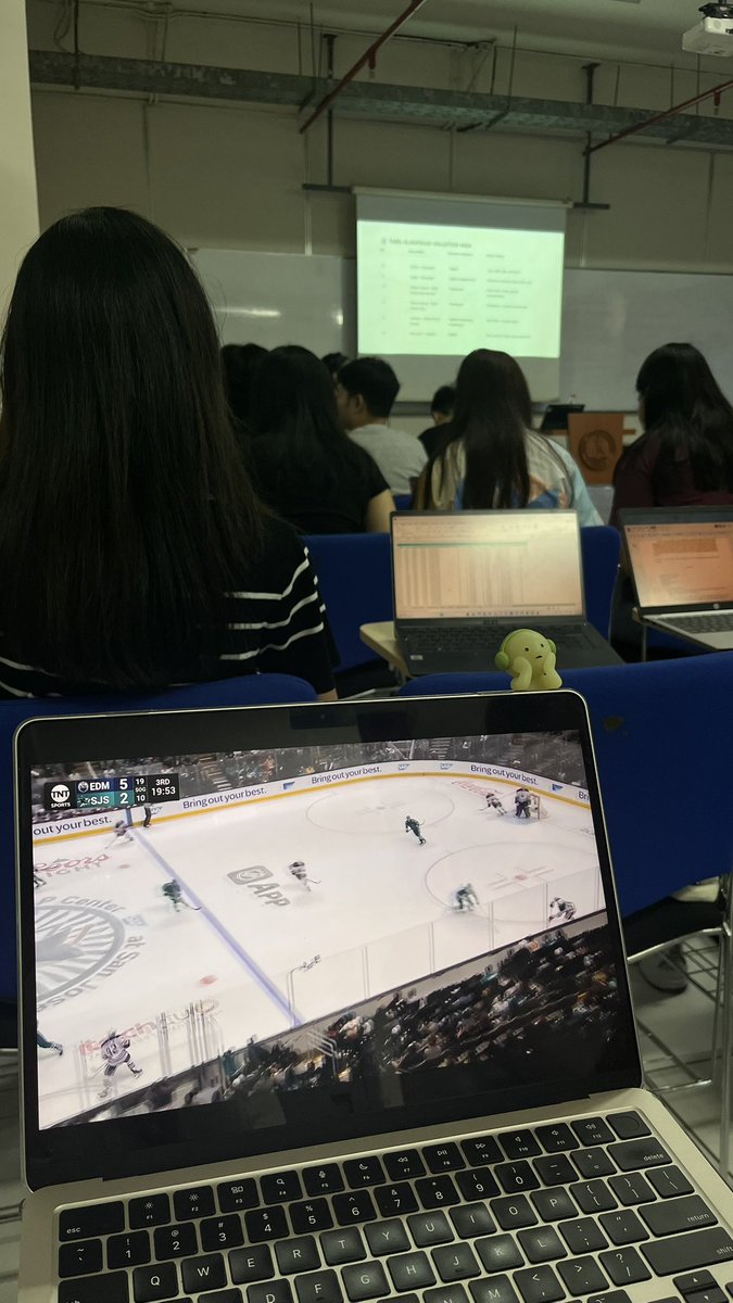 ℓʏи ೀ tweet media