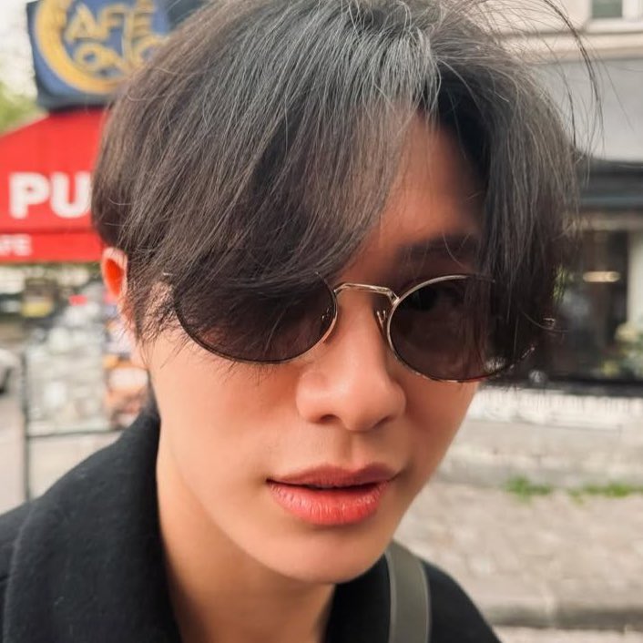 plawdoyy* tweet media