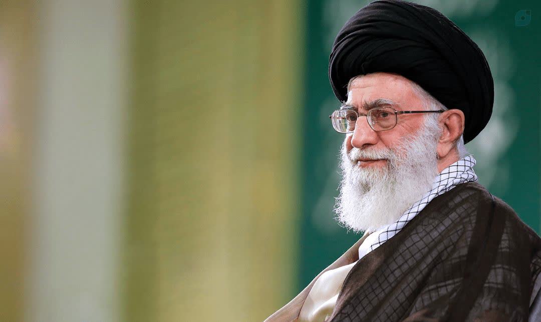 او رهبر و جان فدای این امت بود
فرمانبر  حق  و  صاحب  عزت بود
سید  علی  حسینی  خامنه ای 
دریای شرف نمادی از غیرت بود
#جانفدا
#اربعین_امام