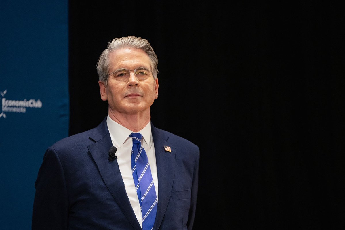 Coin Bureau tweet media