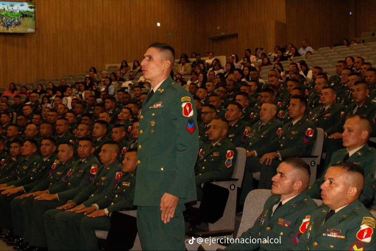 🇨🇴SARGENTO DEL EJÉRCITO NACIONAL DE COLOMBIA🇨🇴 tweet media