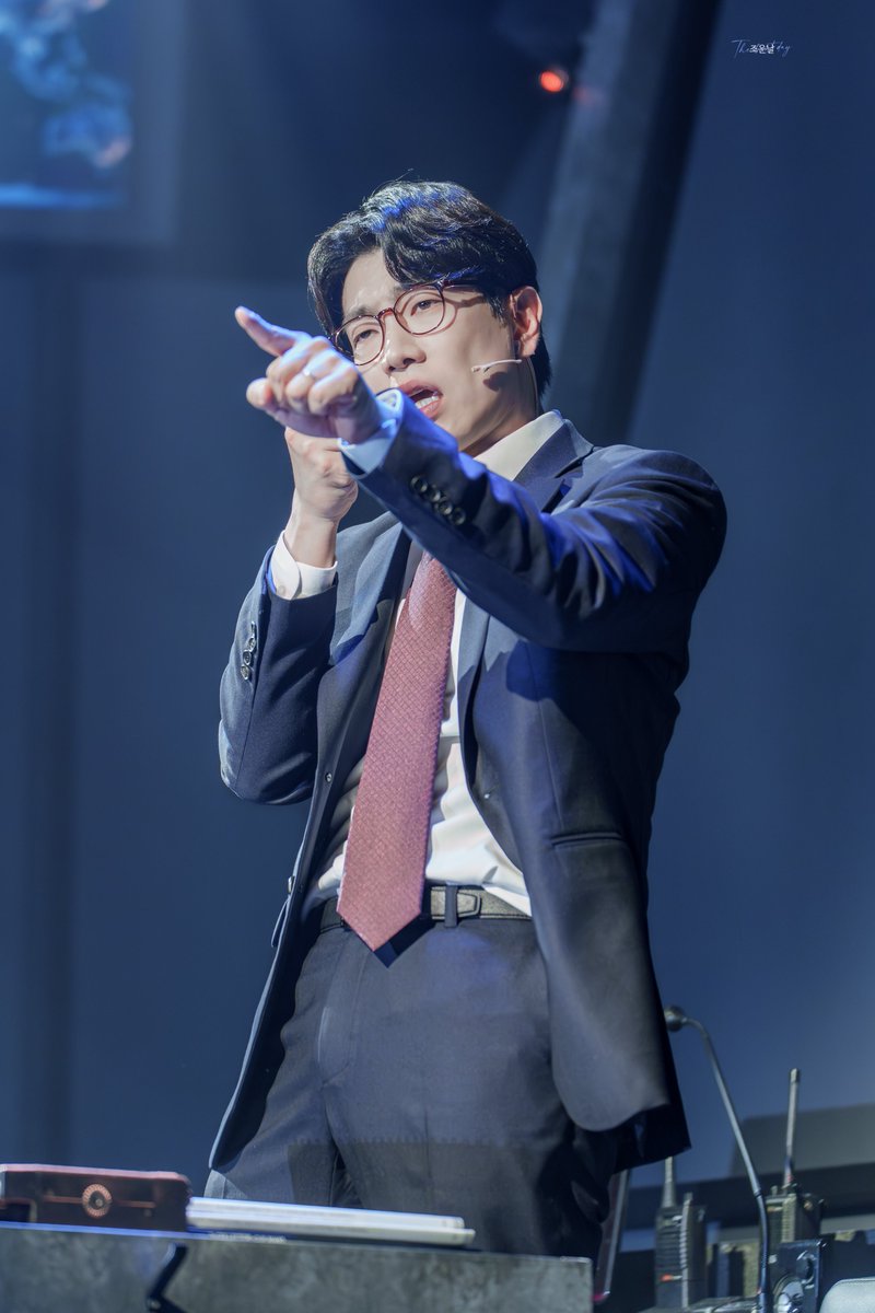 조운날^•ܫ•^ฅ🍊✈️ tweet media