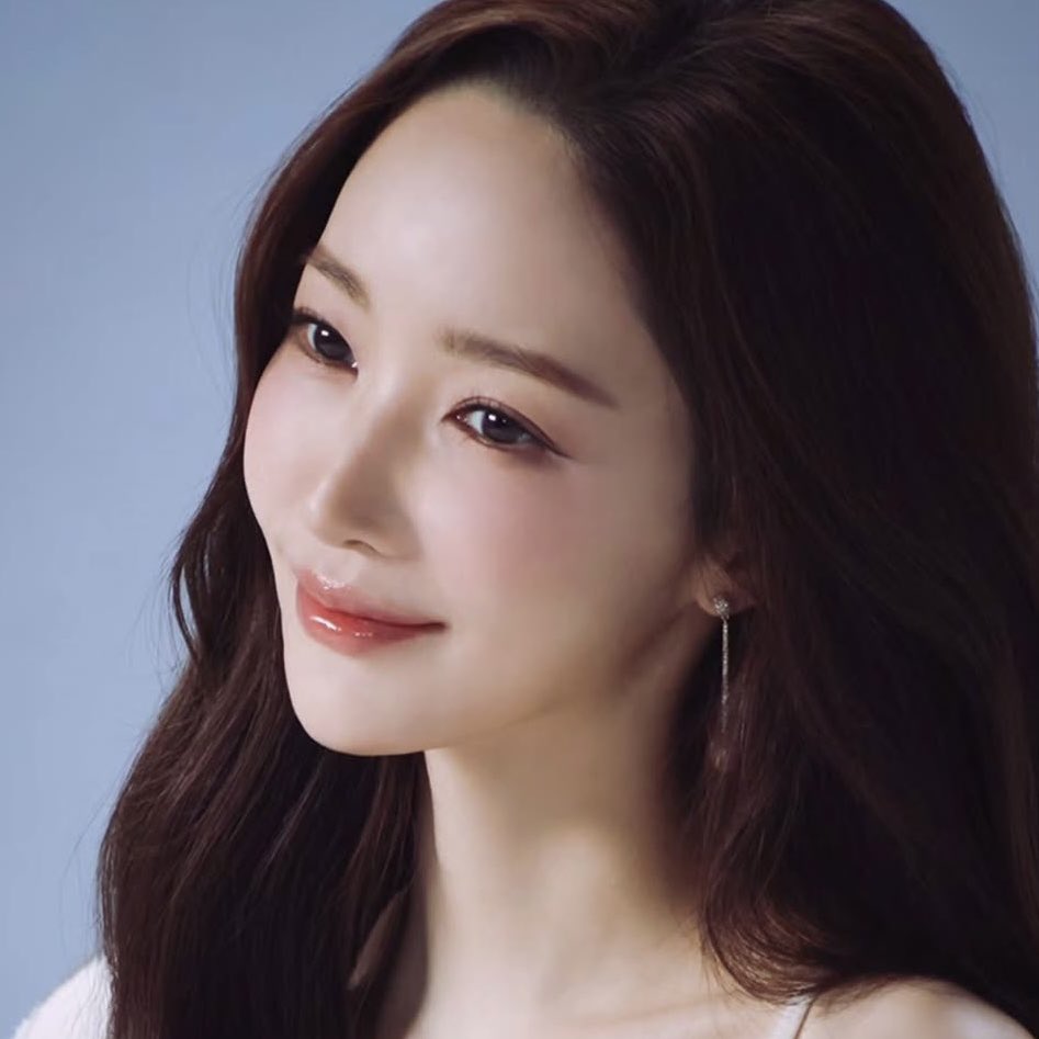 minyoungface's tweet photo. 💭 https://t.co/MCwRLuYPlU