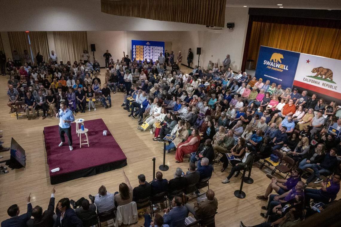 Eric Swalwell tweet media