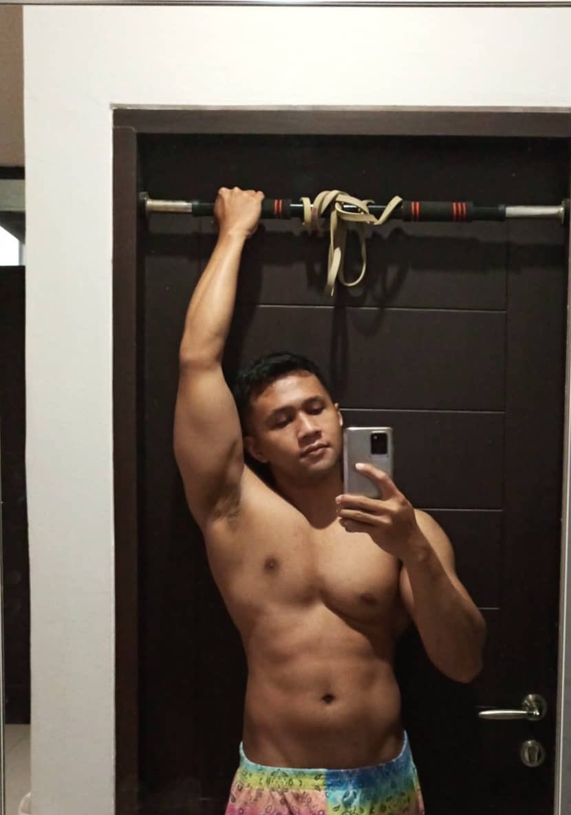 nocturnal tweet media