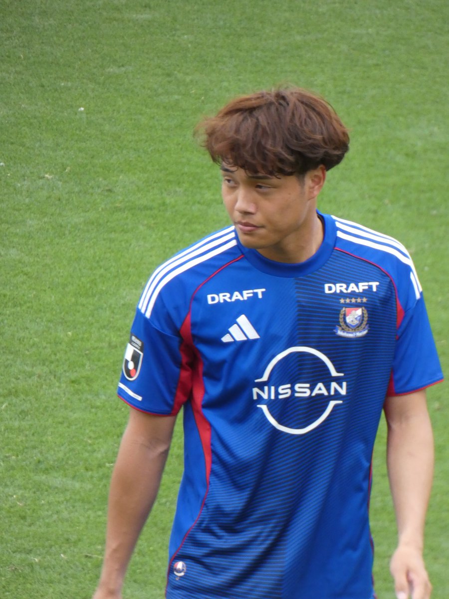 やすたか tweet media