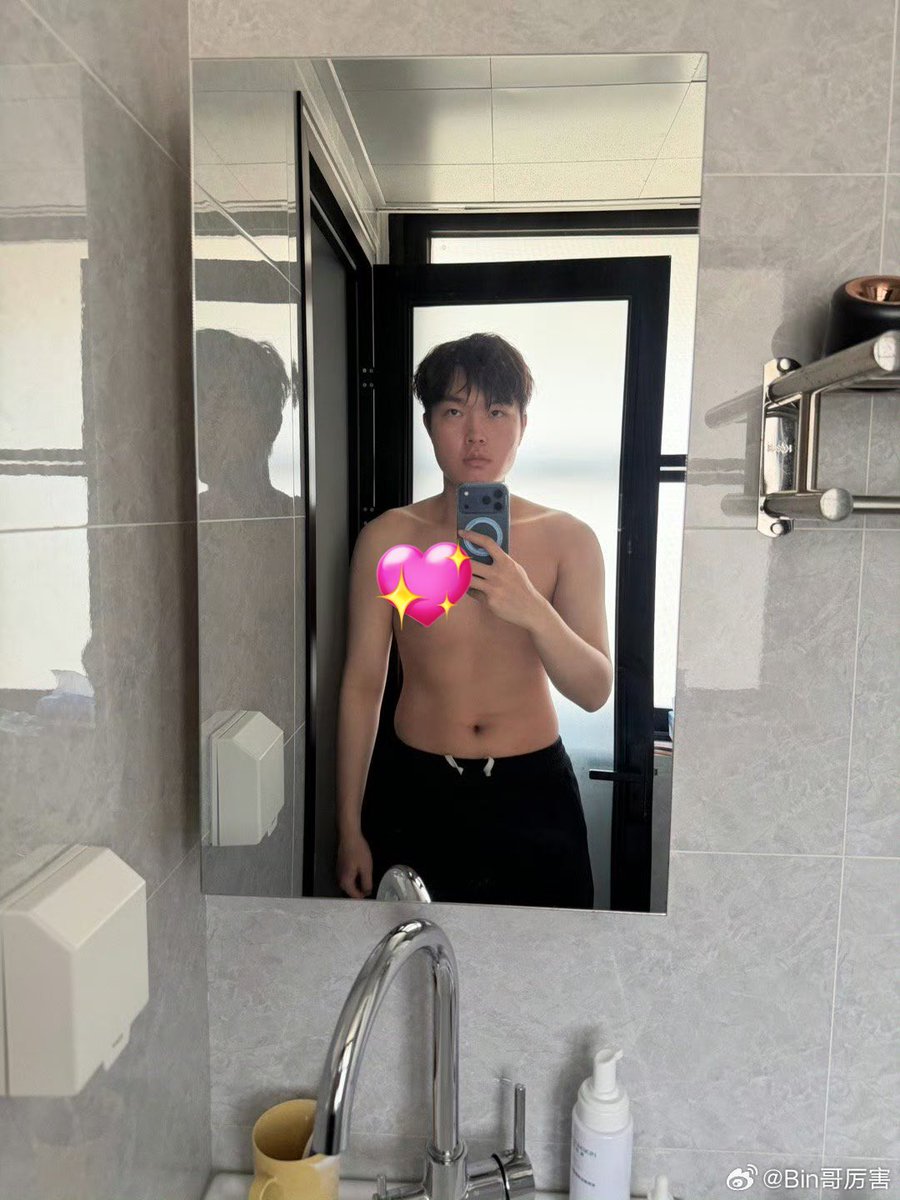 디노🎗️|| mention after dm tweet media