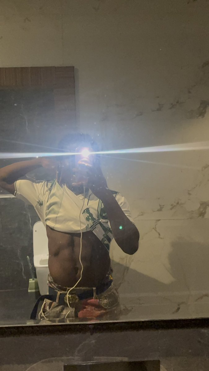 LU$O🦇 tweet media