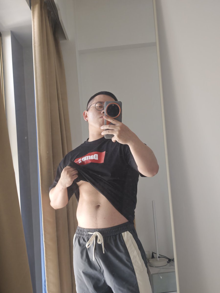 不吃番茄 tweet media