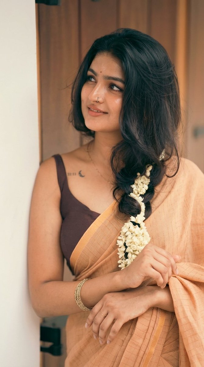 ❤️கொன்றைமலர்💞 tweet media