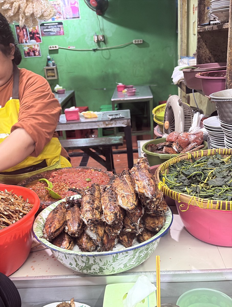 eigenvalues tweet media