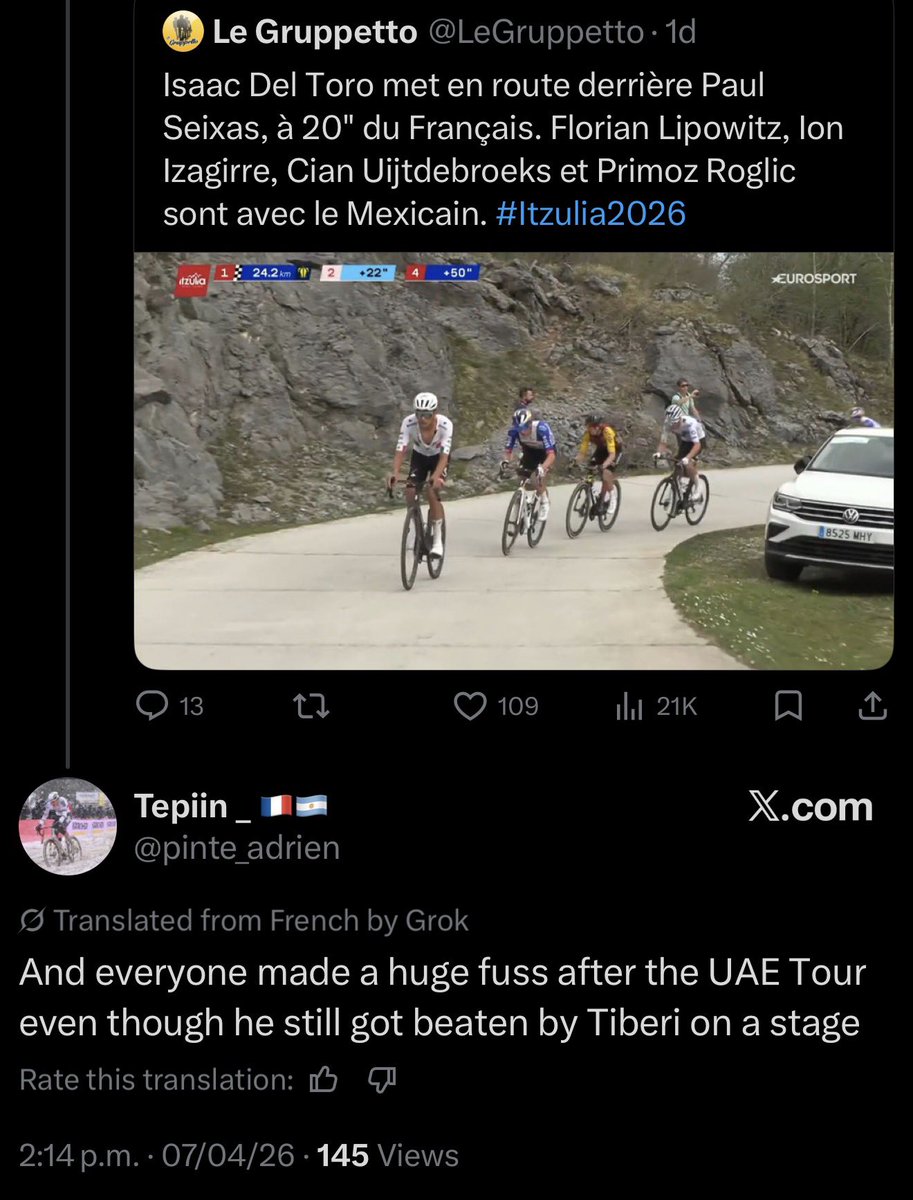 Leia tweet media