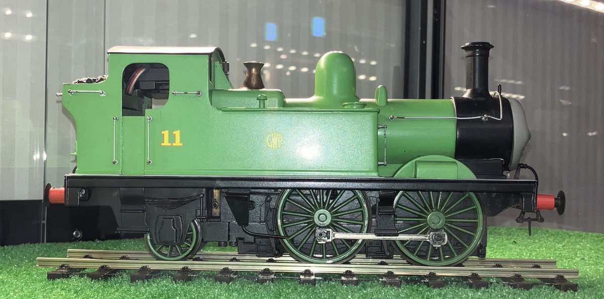 オリヴァリン酸🅾🅻🅸🆅🅴-®️テイフジョウ tweet media