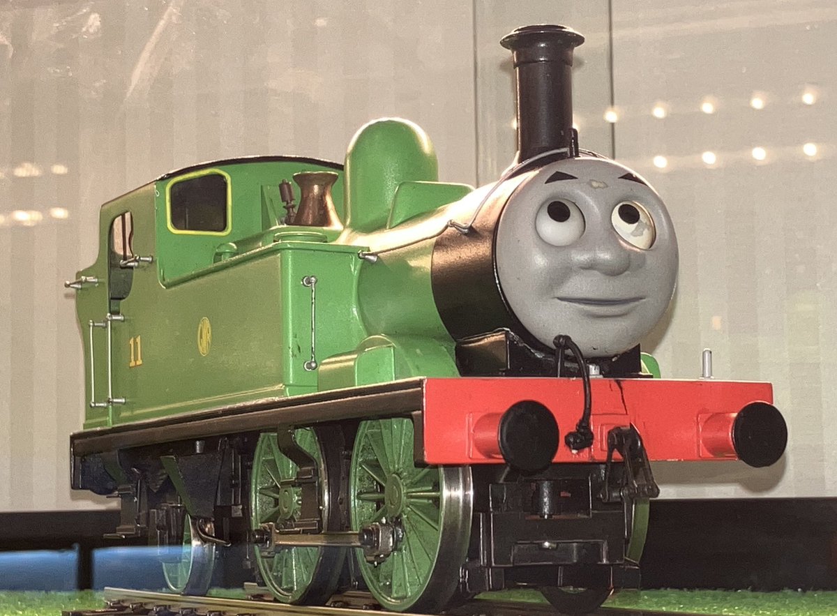 オリヴァリン酸🅾🅻🅸🆅🅴-®️テイフジョウ tweet media